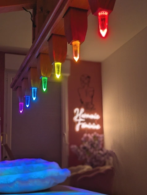 Harmonisation des chakras avec un lit de cristal aux Sables d'Olonne